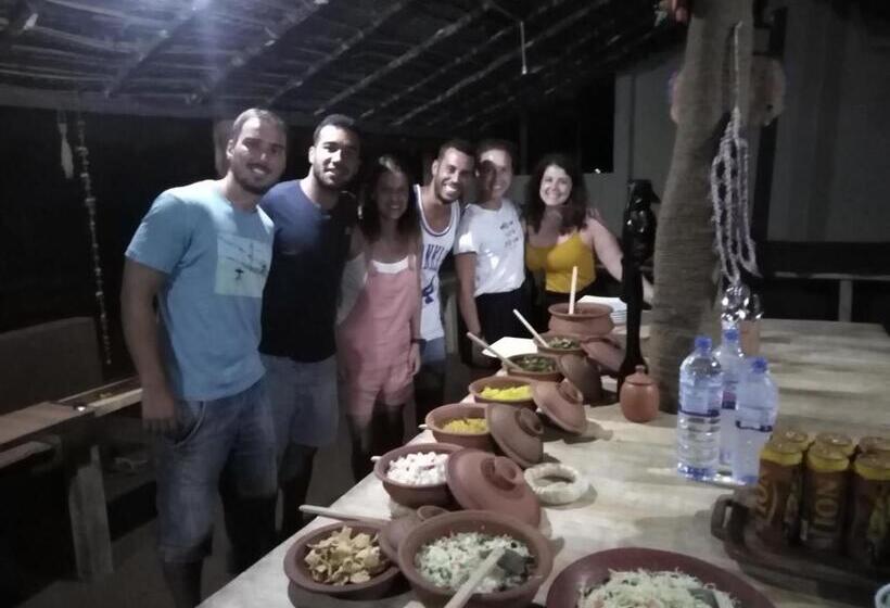 디럭스 룸, Udesh Guest