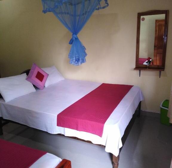 수피리어 패밀리 룸, Udesh Guest