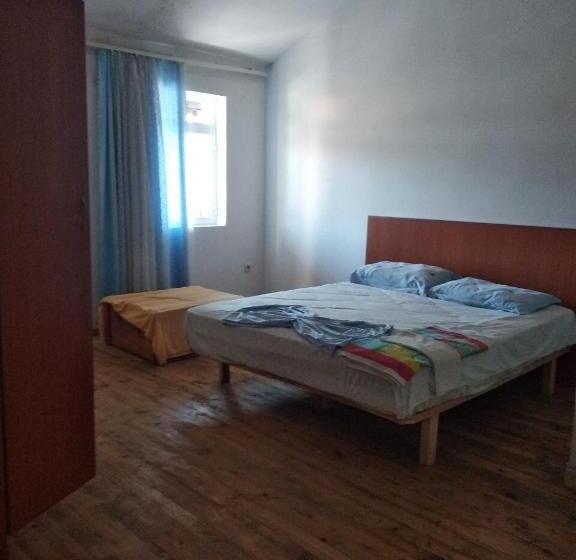 エコノミールーム, Villa Dede Nikolla