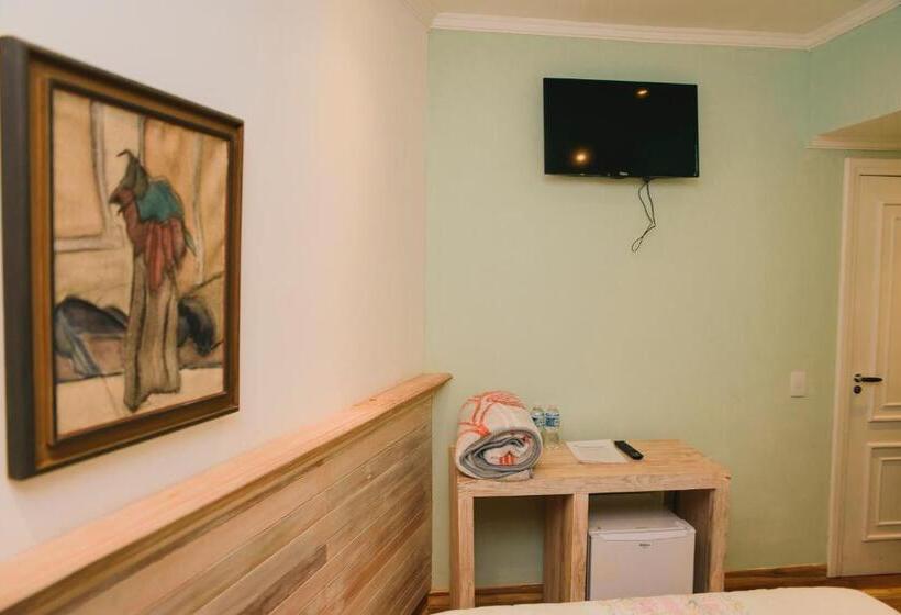 带双人床的经济房间, Espaço Tajj