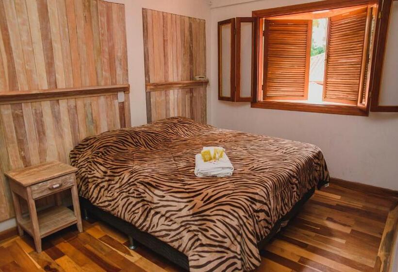 标准间, Espaço Tajj