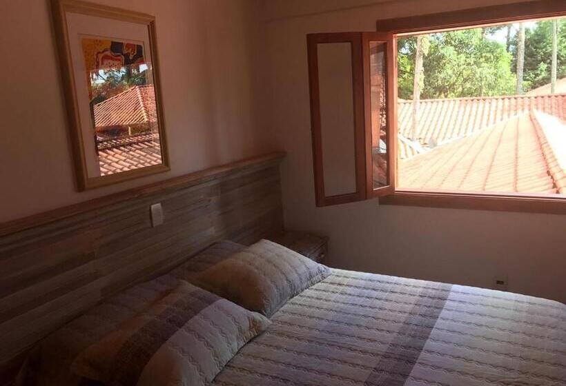 带特大床的豪华房间, Espaço Tajj