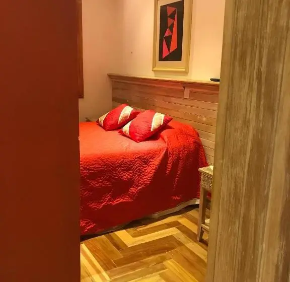 デラックスルーム, Espaço Tajj