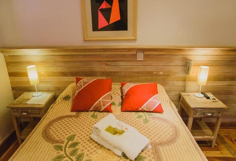 豪华房间, Espaço Tajj