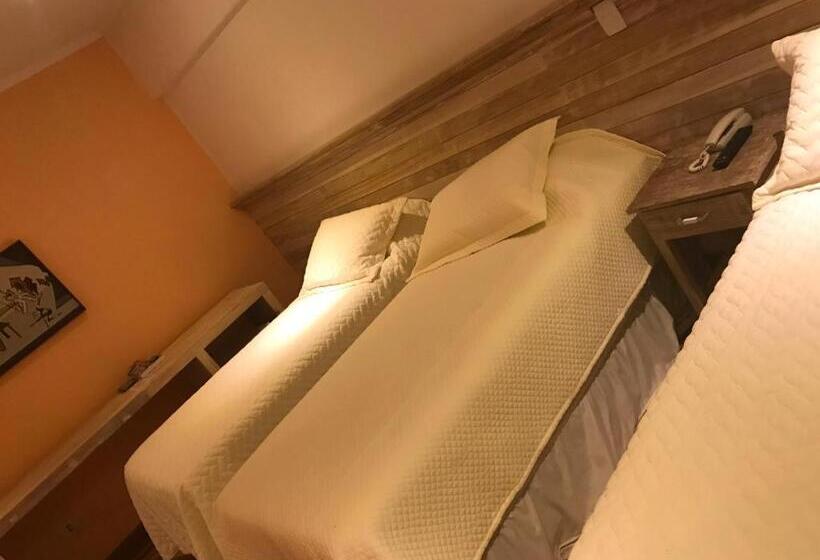 舒适三人间, Espaço Tajj