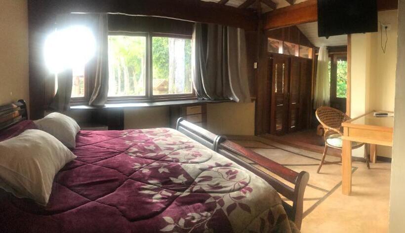 标准工作室带泳池景, Espaço Tajj