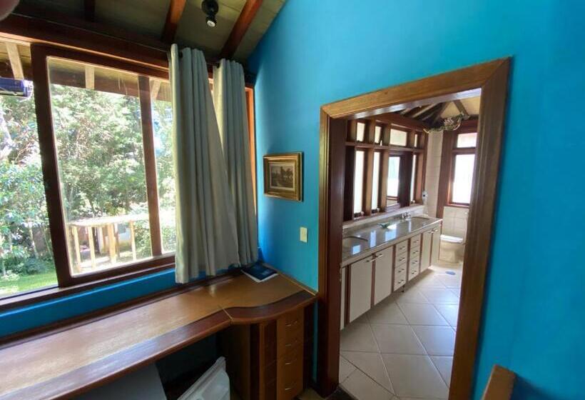 豪华套房, Espaço Tajj