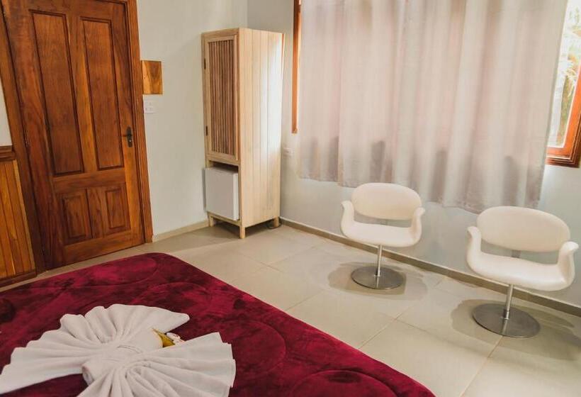 带皇后床的套间, Espaço Tajj