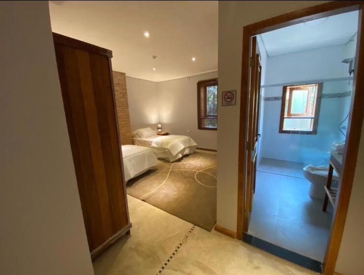 舒适三人间, Espaço Tajj