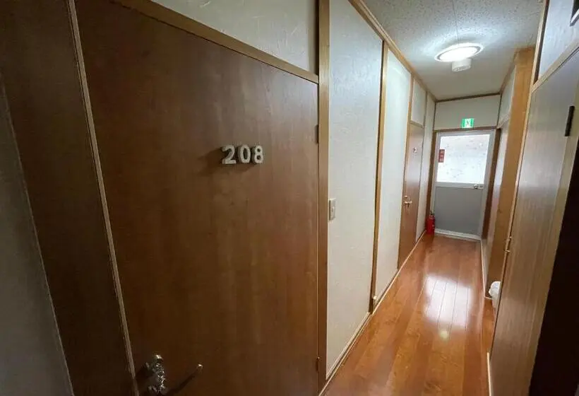 バス共有のスタンダードルーム, Guest House Hamadaen