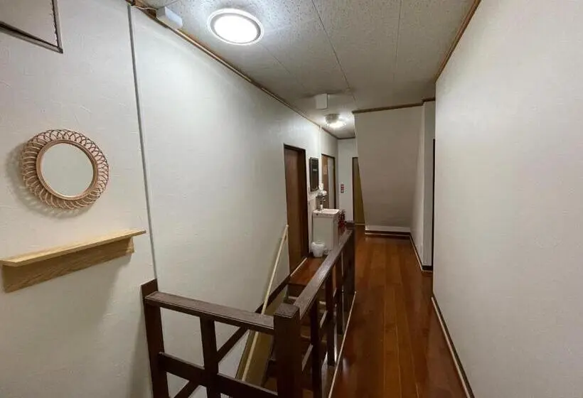 バス共有のスタンダードルーム, Guest House Hamadaen
