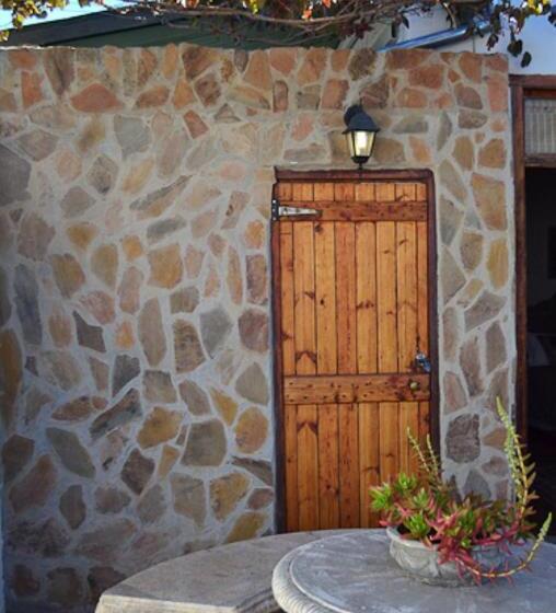 ガーデンビュースタンダードルーム, Villa Contessa