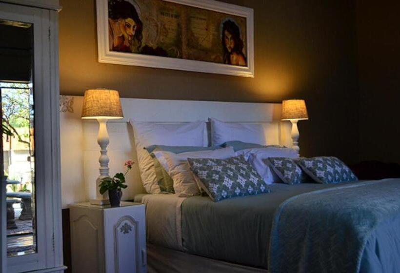 スーペリアトリプルルーム, Villa Contessa