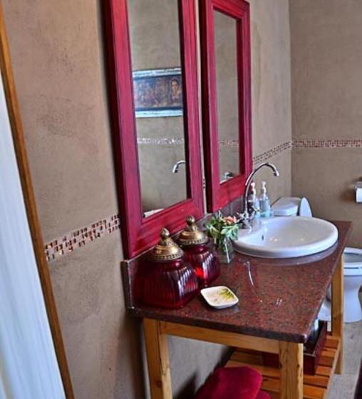 スーペリアトリプルルーム, Villa Contessa