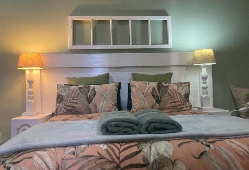 スーペリアトリプルルーム, Villa Contessa