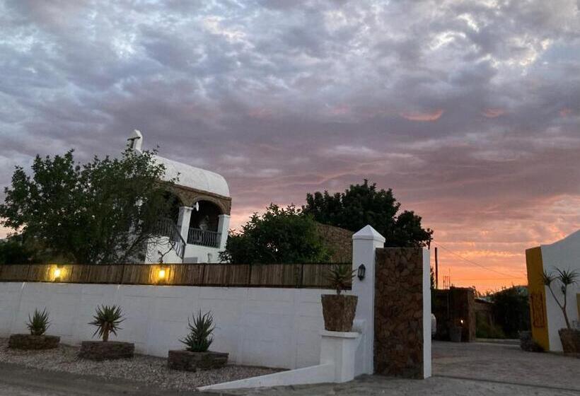 デラックスファミリールーム, Villa Contessa