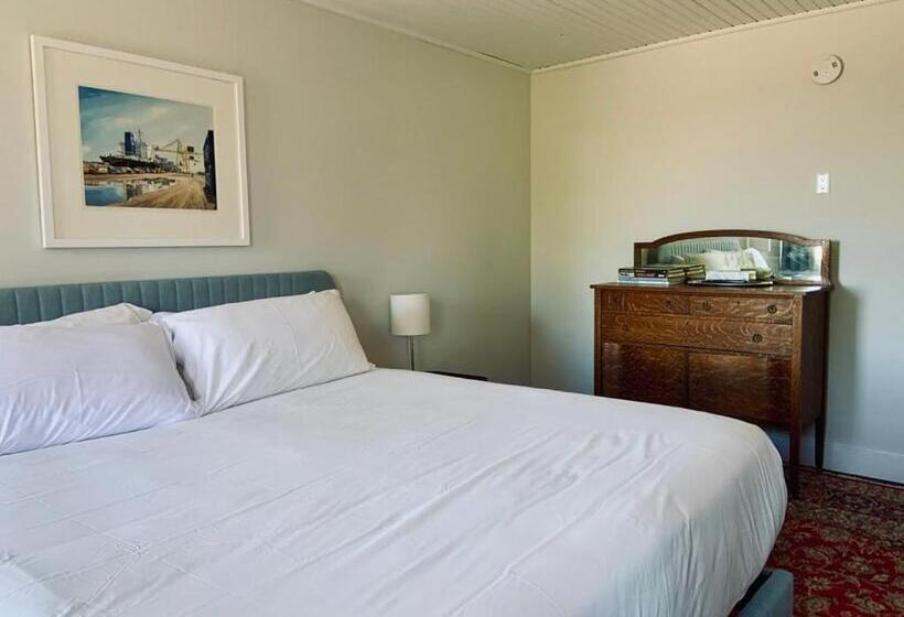 Номер Deluxe Кровать Кинг, South Landing Inn