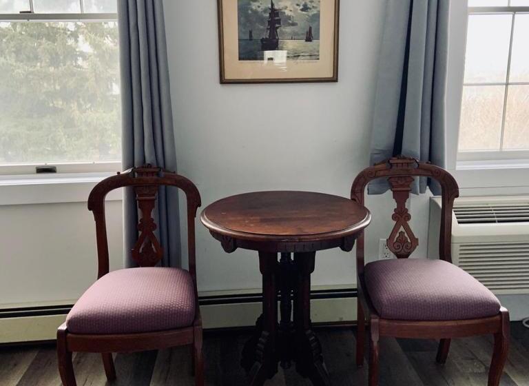 キングサイズベッドのデラックスルーム, South Landing Inn