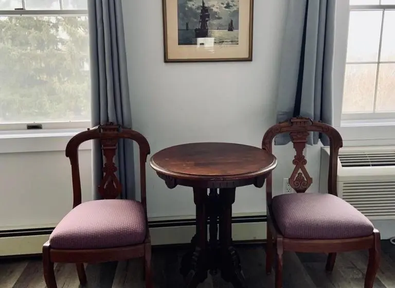 اتاق لوکس با تخت بزرگ, South Landing Inn