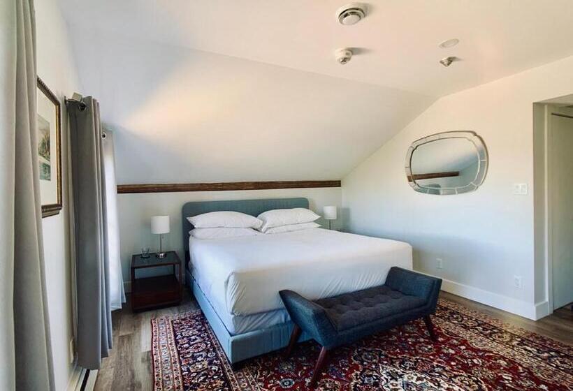 2 Bedrooms Apartment River View, South Landing Inn