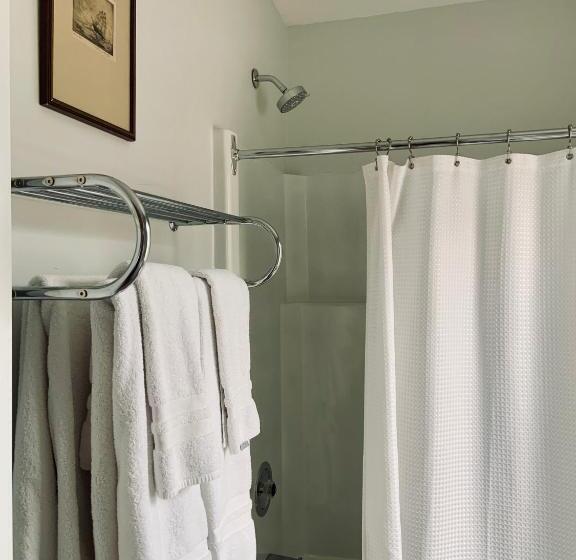 اتاق لوکس, South Landing Inn