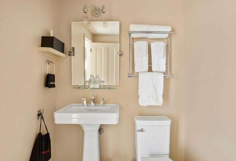 חדר סטנדרט נוף לגינה, The Francis