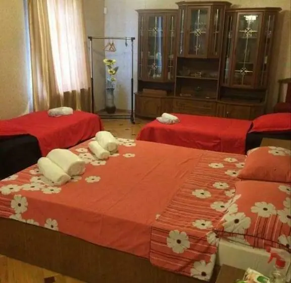 اتاق خانوادگی, Guesthouse Raisa