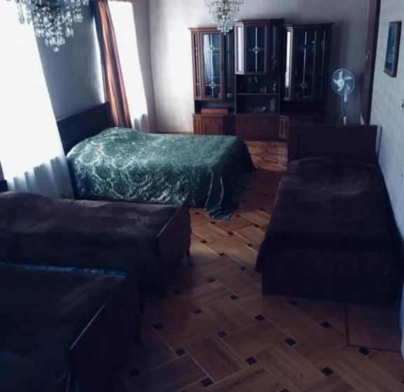 اتاق خانوادگی, Guesthouse Raisa