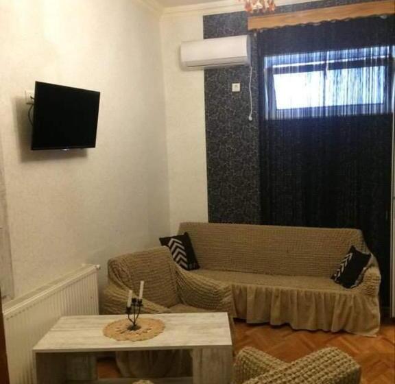 اتاق لوکس, Guesthouse Raisa