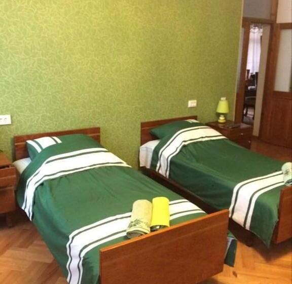 اتاق استاندارد, Guesthouse Raisa