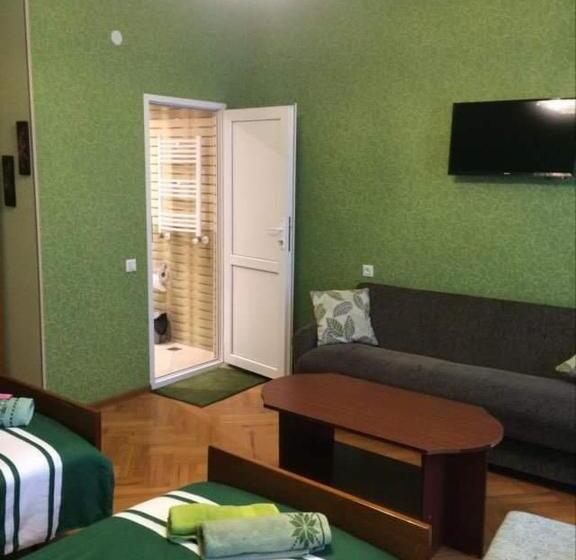 اتاق استاندارد, Guesthouse Raisa