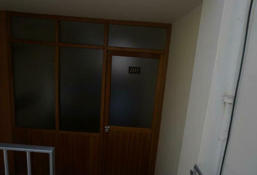 חדר סטנדרט חדר אמבטיה משותף, Residencial Mamamia