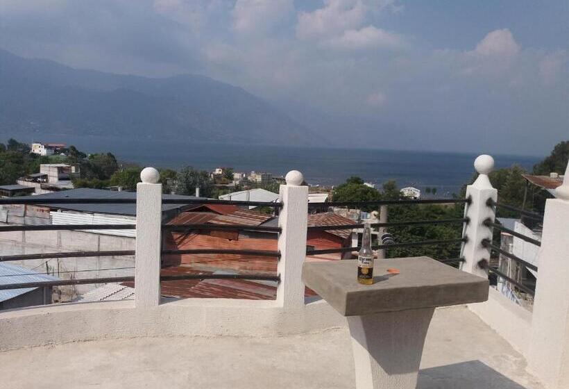 اتاق استاندارد, Don Chema