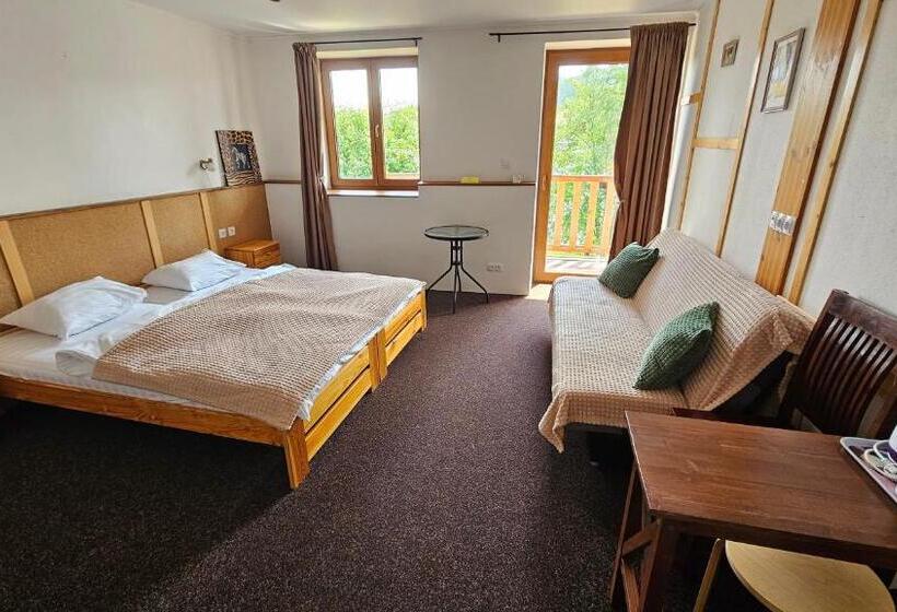 Номер Стандарт, Mala Narnia