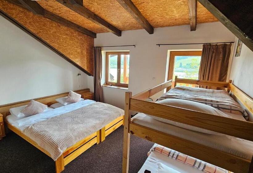 Четырехместный Номер Стандарт, Mala Narnia