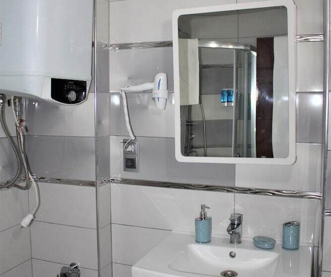 2人卧室家庭公寓, Mavi Pansiyon & Restaurant