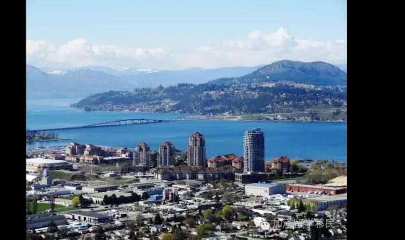 חדר ביזנס, Lake View House