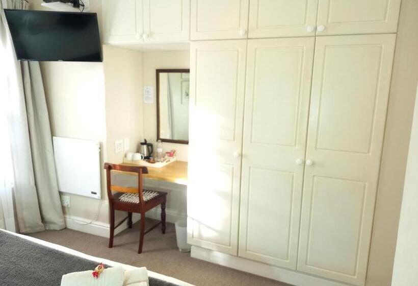 اتاق استاندارد, 137 High Street Guest House