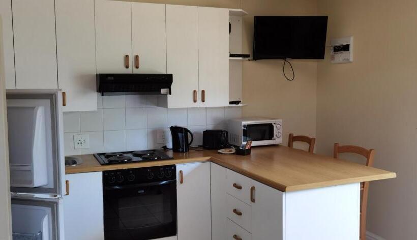 آپارتمان 1 خوابه, 137 High Street Guest House