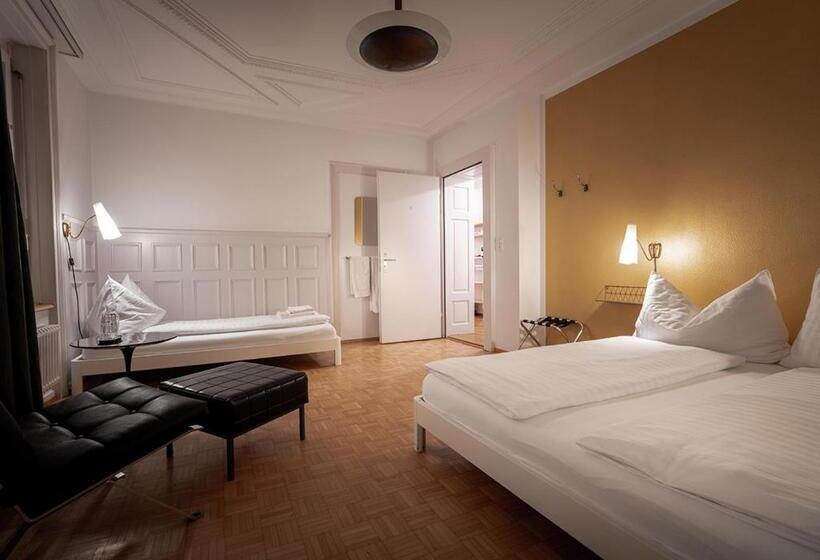 اتاق استاندارد با سرویس بهداشتی مشترک, Gasthaus Zum Guten Glück