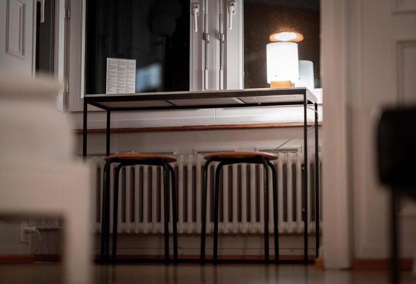 اتاق استاندارد با سرویس بهداشتی مشترک, Gasthaus Zum Guten Glück