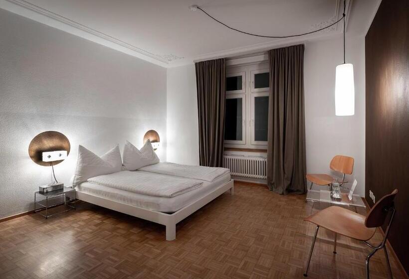 اتاق استاندارد با سرویس بهداشتی مشترک, Gasthaus Zum Guten Glück