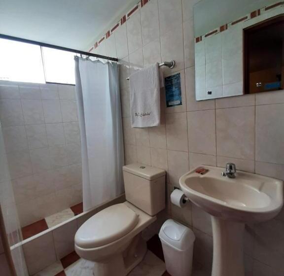 スタンダードルーム, Hostal Don Cristobal