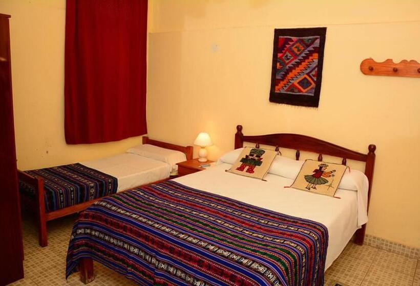 اتاق استاندارد چهار تخته, Hostal Yatasto