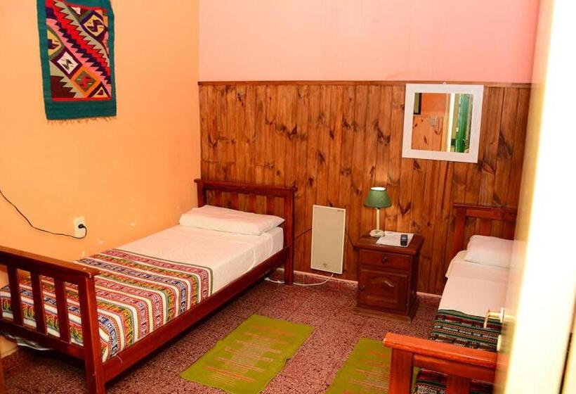 اتاق استاندارد, Hostal Yatasto