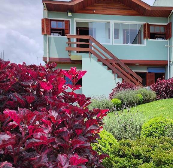 خانه 2 خوابه, Pousada Araucária Village