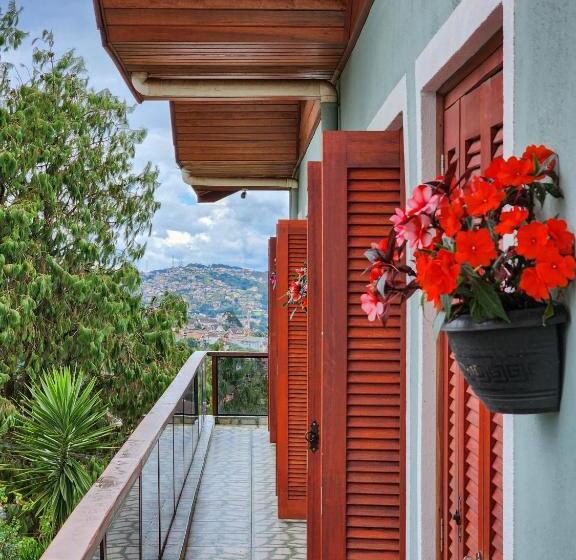 اتاق سوپریور سه تخته, Pousada Araucária Village