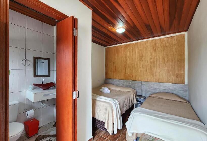 اتاق سوپریور سه تخته, Pousada Araucária Village