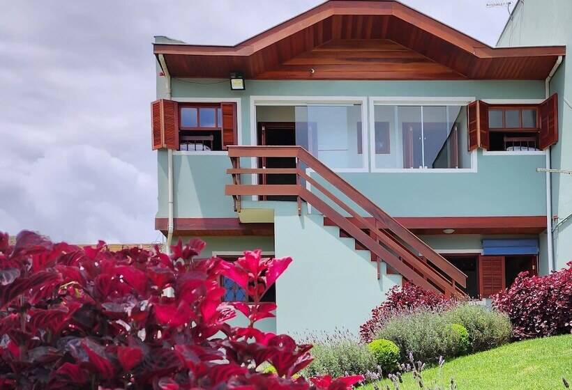 اتاق سوپریور چهار تخته, Pousada Araucária Village