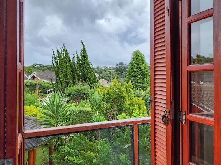 اتاق سوپریور سه تخته, Pousada Araucária Village